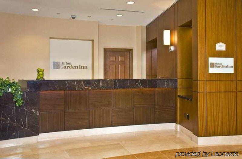 Hilton Garden Inn Baltimore Inner Harbor Interior photo