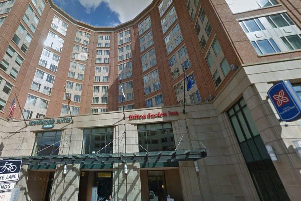 Hilton Garden Inn Baltimore Inner Harbor Exterior photo